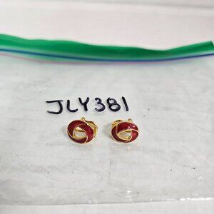Vintage Pink/Gold tone Clip On Earrings